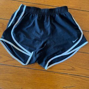 Black nike shorts